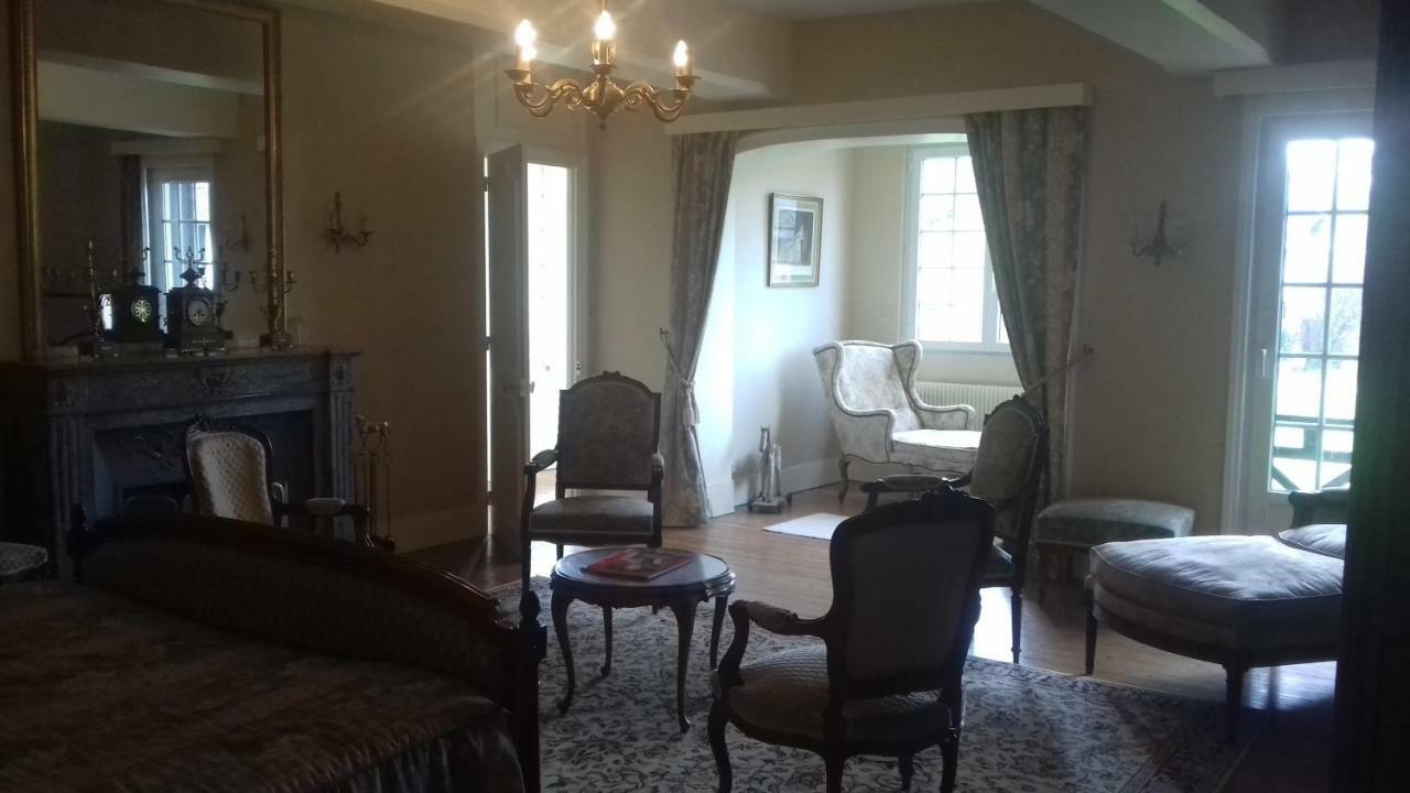 مبيت وإفطار بورفون ان آج Manoir De Sens المظهر الخارجي الصورة